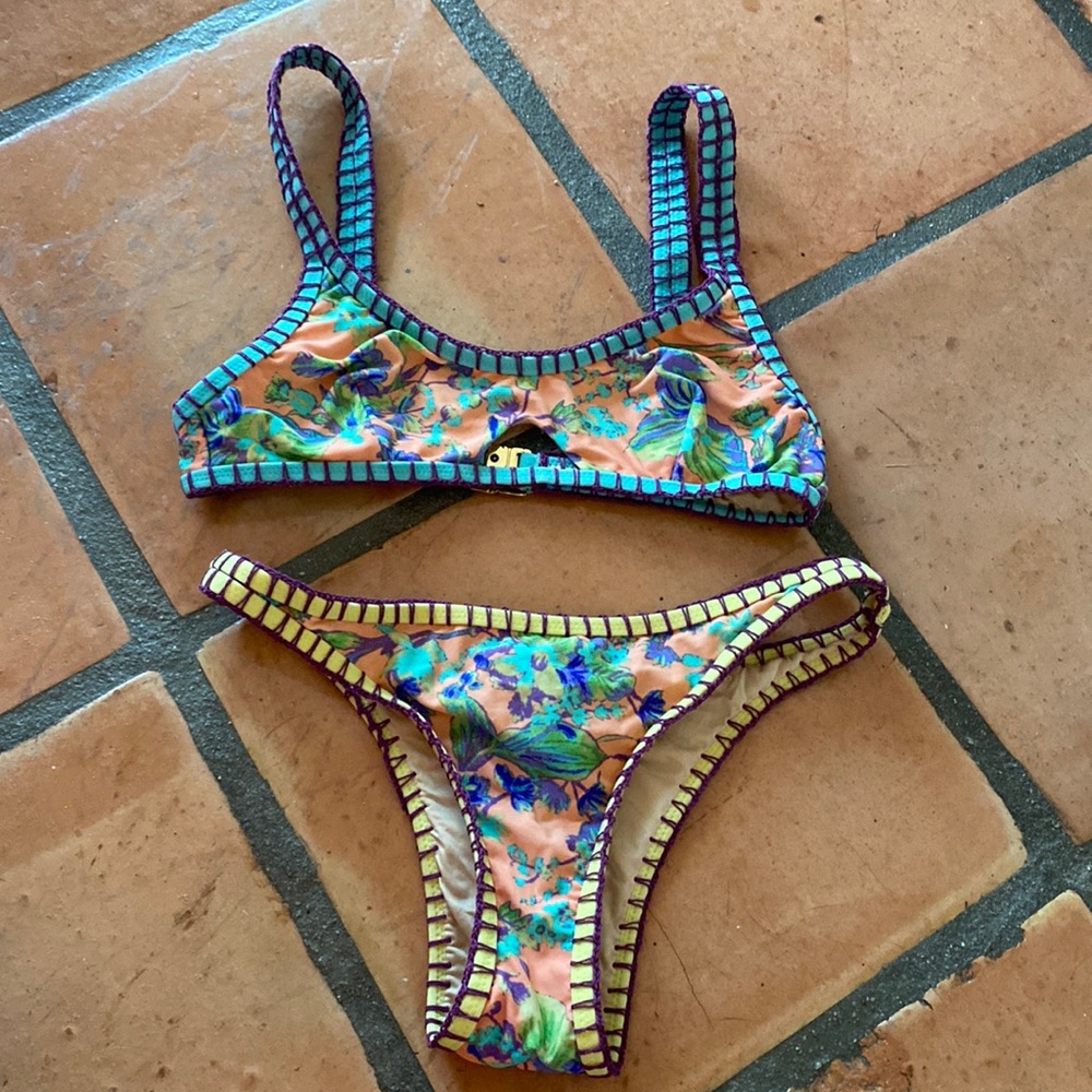 Minkpink woven tropical bikini in size small